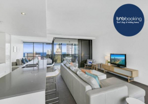 2 bedroom unit, heart of Surfers Paradise,Pool,spa
